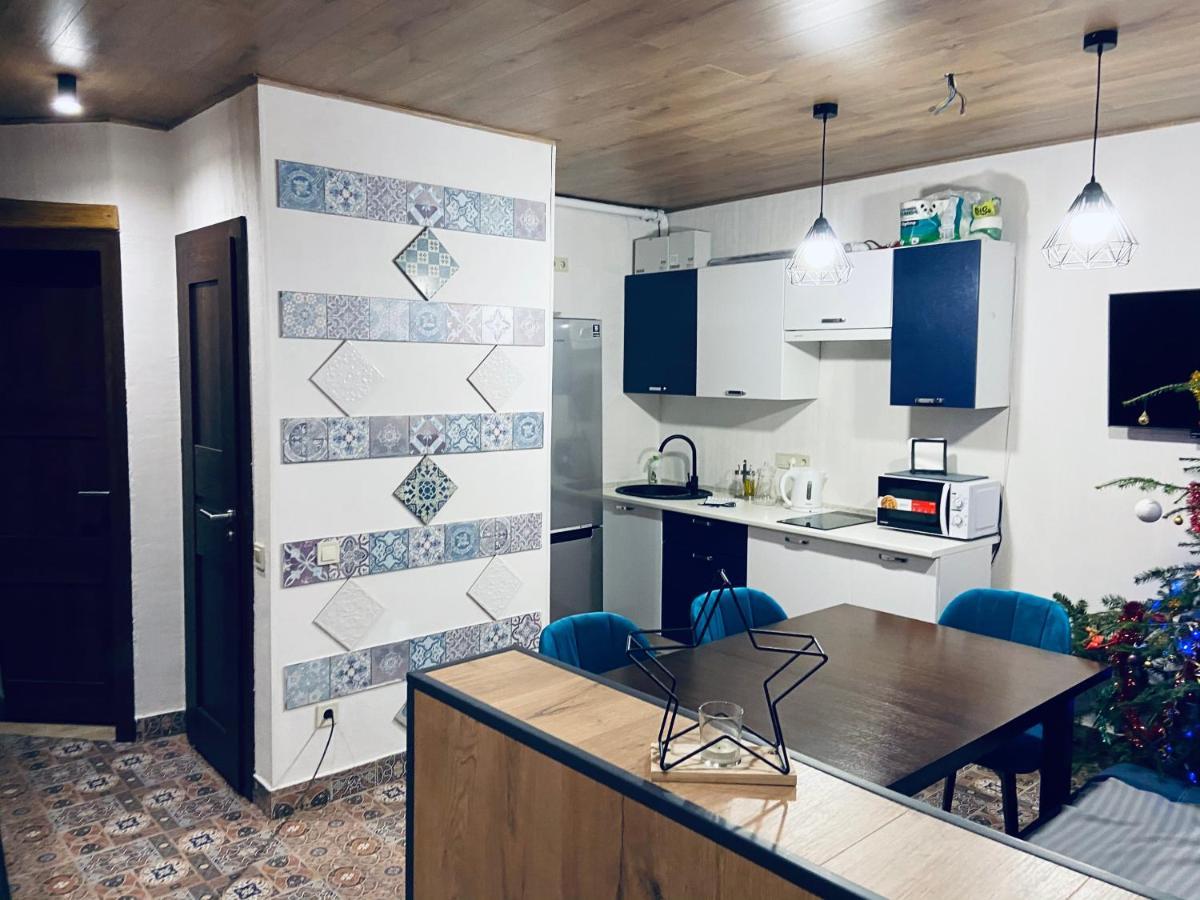Danrock Apartamento Yablunytsya Exterior foto